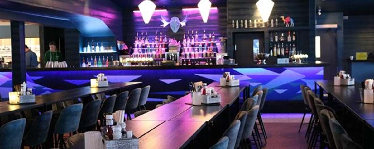 lv-w-bar.jpg
